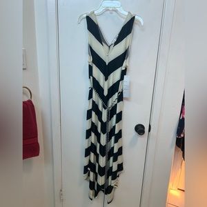 Lapis Black and White Dress